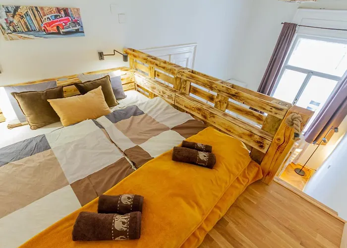 Supercentral Boutique Suite